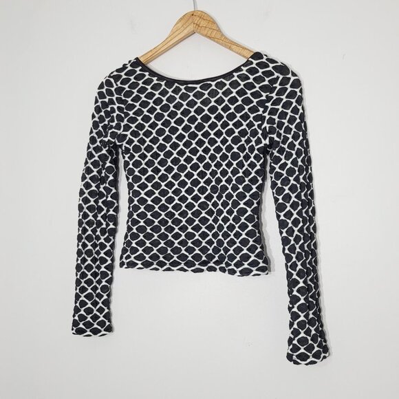 X:S Clothing Black & White Patterned Round Neck Long Sleeve Hook & Loop Top - Picture 5 of 7